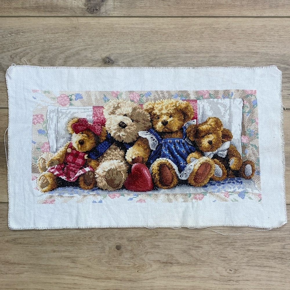 Cross Stitch | A Row Of Love |‎ Family of Teddy Bears finished,completed